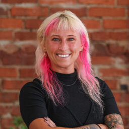 Jo Perelli headshot